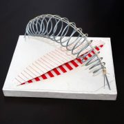 HUSITO 1 - 2009 - ARAME, FIO DE ALGODÃO E PAPEL FEITO À MÃO - 0,16m x 0,19m x 0,11m