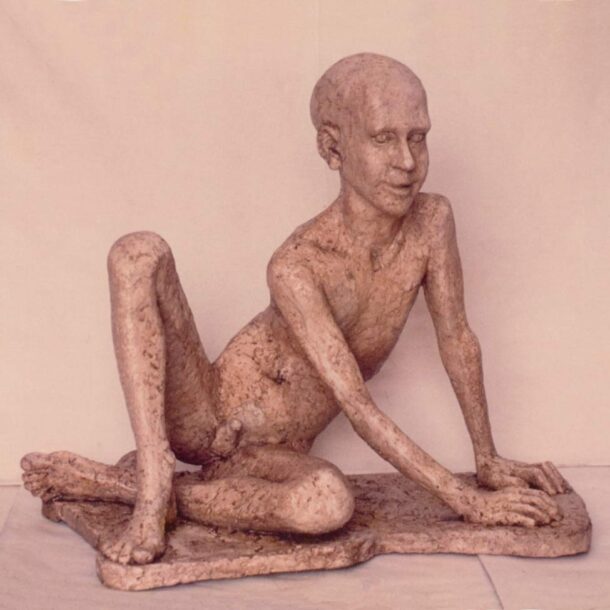 AGUSTÍN EN SU MUNDO - 1977 - ACRÍLICO - 0,80 m x 0,65 m x 0,50 m