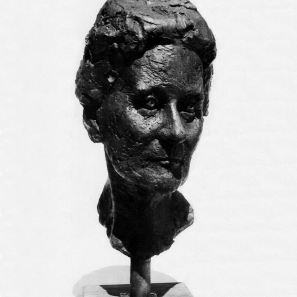 MI MADRE - 1978 - ACRÍLICO - 0,23 m x 0,26 m 0,52 m